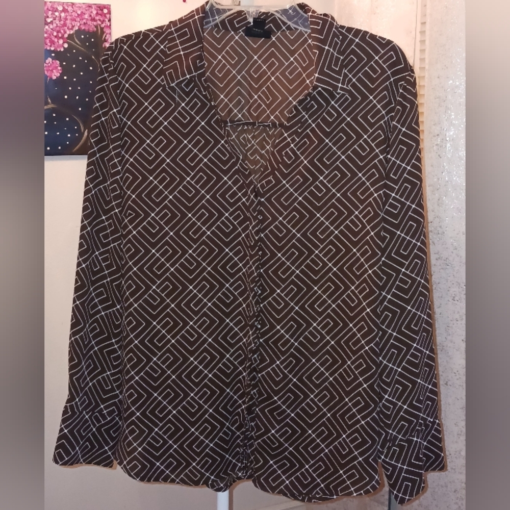 Worthington Black Blouse with White Geometric Print